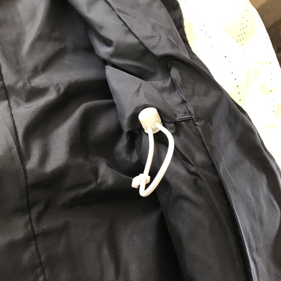 New The North Face Womens Wynes Quad Pocket Jacket, White & Navy Hooded Coat, M - Picture 14 of 16